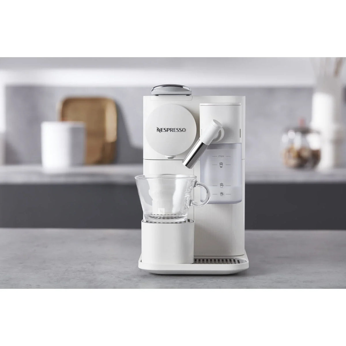 Nespresso by De'Longhi 19 Bar, Espresso & Coffee Machine - image 5