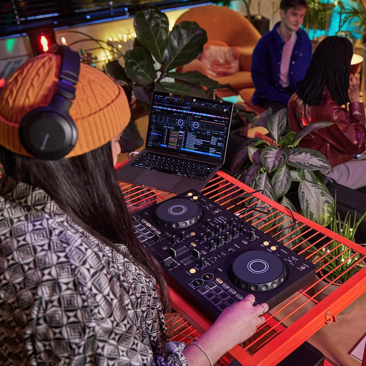 DJ 2-Deck Controller –Graphite - graphite811293 - image 9