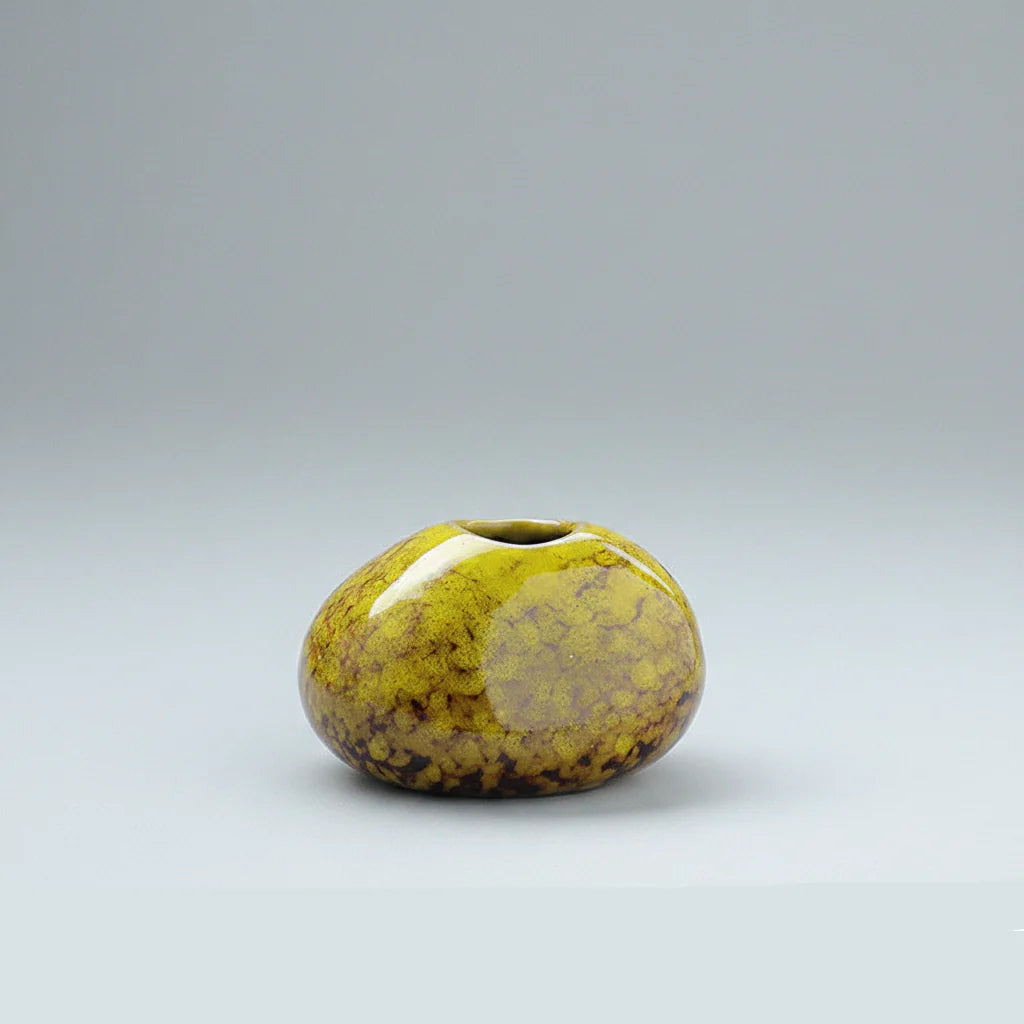 Dinevora Mini Ceramic Flower Vase - image 4