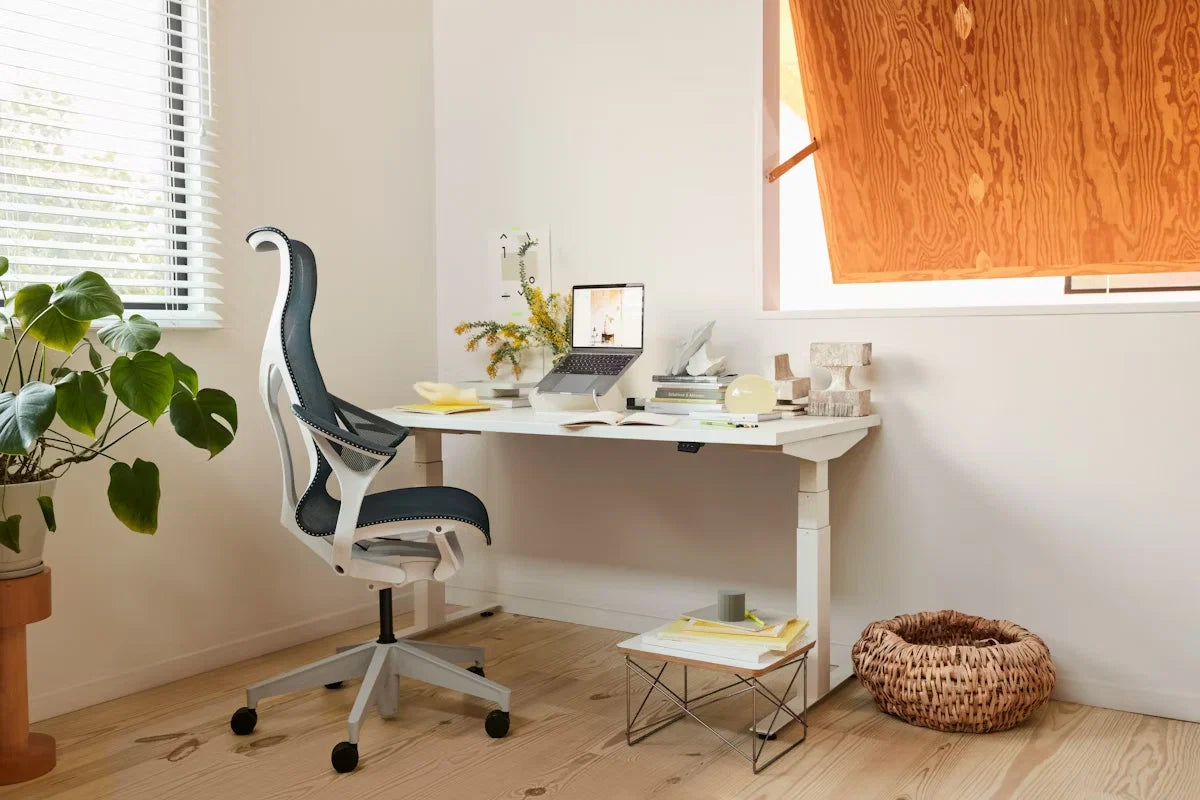 Low-Back Ergonomic Office Chair - image 14