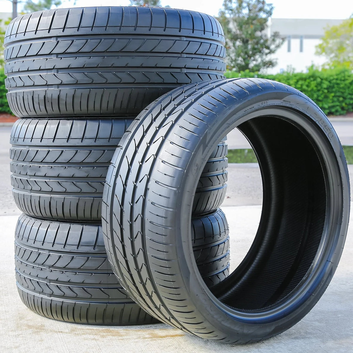 A set of 4 (quad) 255/35R20 97Y XL high performance tyres suitable for: 2007-10 Mercedes-Benz S550 4Matic, 2017-18 Audi Q3 Technik - image 1