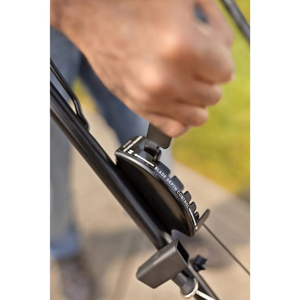 Troy-Bilt TBE550 Driveway Edger, 140cc Briggs & Stratton Engine, 9′′ Triple-Edge Blade, 3 Bevel Positions - image 10