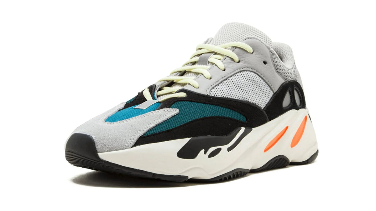 YEEZY BOOST 700 "Wave Runner" - image 3