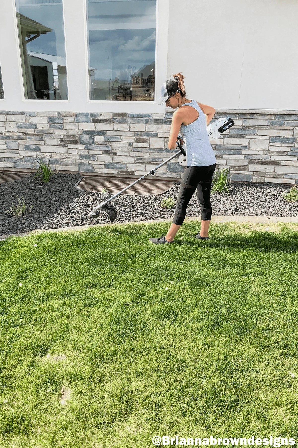 HART 40-Volt Cordless Attachment Capable 15-inch String Trimmer Kit, (1) 4.0Ah Lithium-Ion Battery - image 8