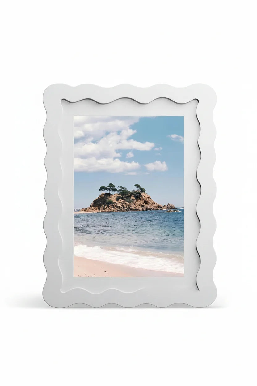 Dinevora Wavy Wooden Picture Frame - image 8