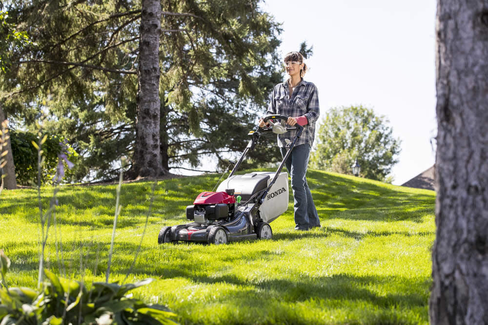 Honda Lawn Mower Self Propelled Walk Behind 21" Select Drive 4-in-1 Versamow HRX217VYA from Honda?? Last Day For Clearance - image 5