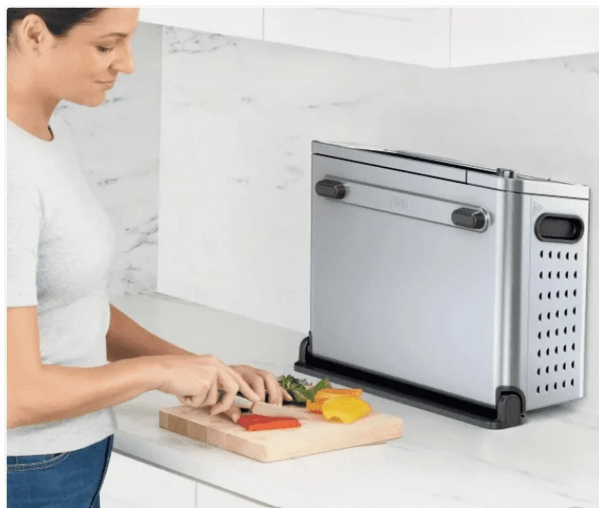New Ninja Flip 10-in-1 Toaster Oven & Air Fryer with Added Broil Rack - image 6