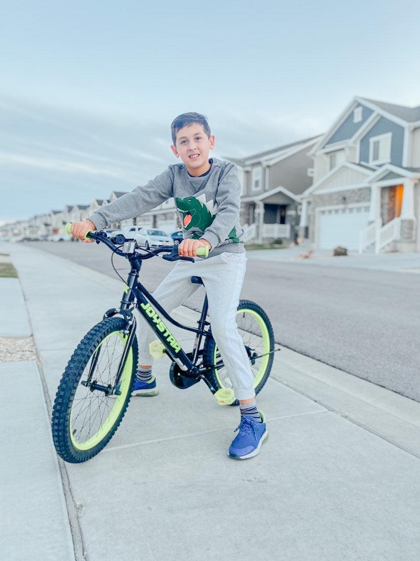 JOYSTAR NEO 20 Inch Kids Bike with Training Wheels - image 18