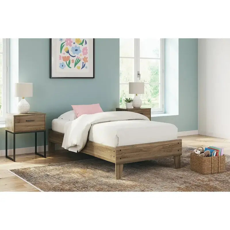 Signature Design by Ashley Deanlow Honey Wood Platform Bed - image 1