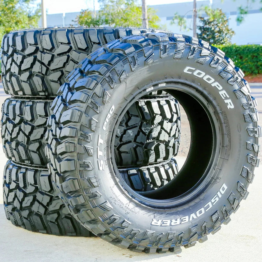 LT275/70R18 125/122P E 10-Ply Mud-Terrain Tires - Set of 4 - image 1