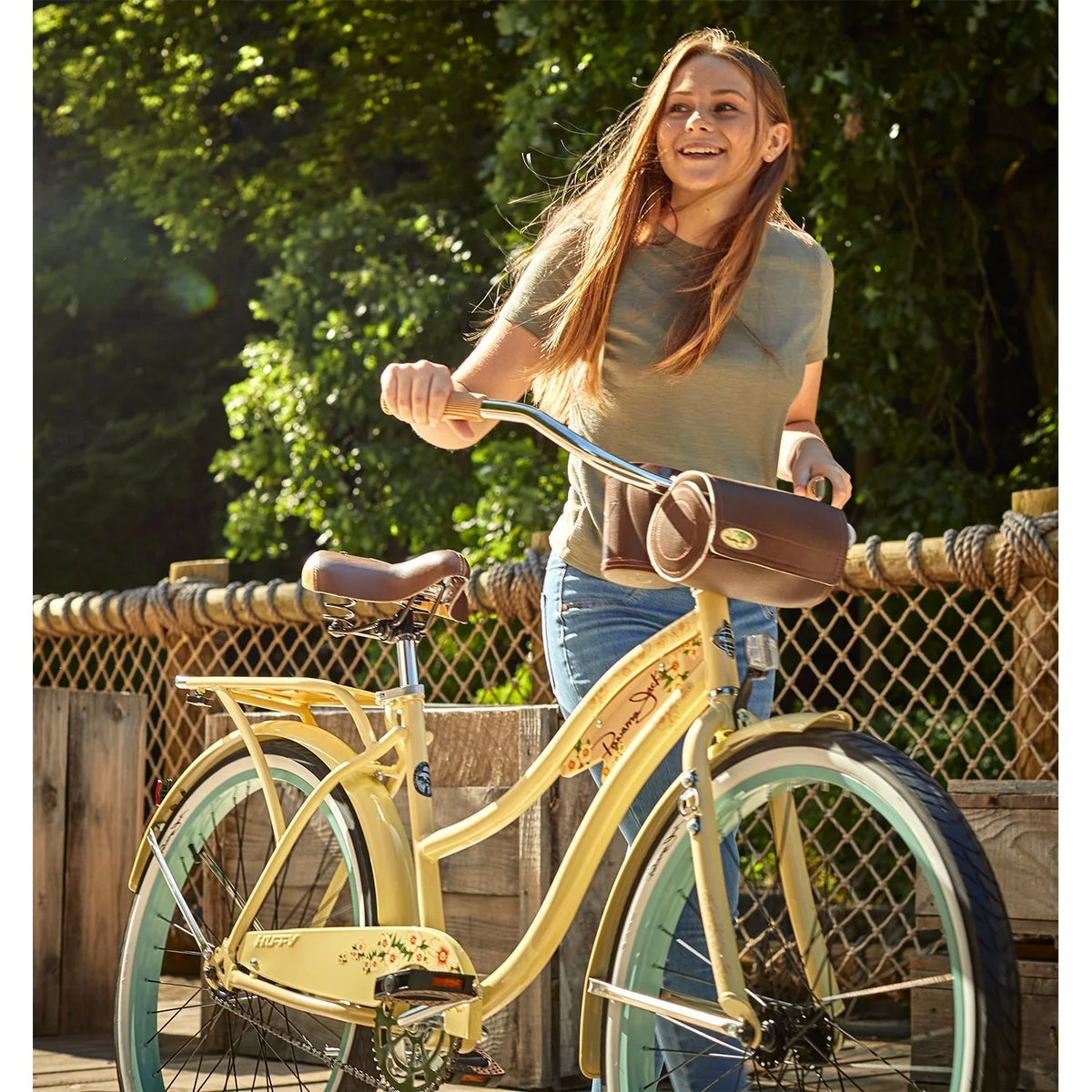 2025 Huffy Panama Jack 26-inch Beach Cruiser Bike for Women - image 2